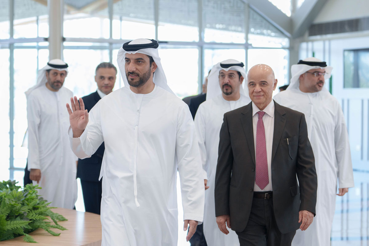 Sultan bin Ahmed attends graduation ceremony of Emirati Future Leadership Initiative